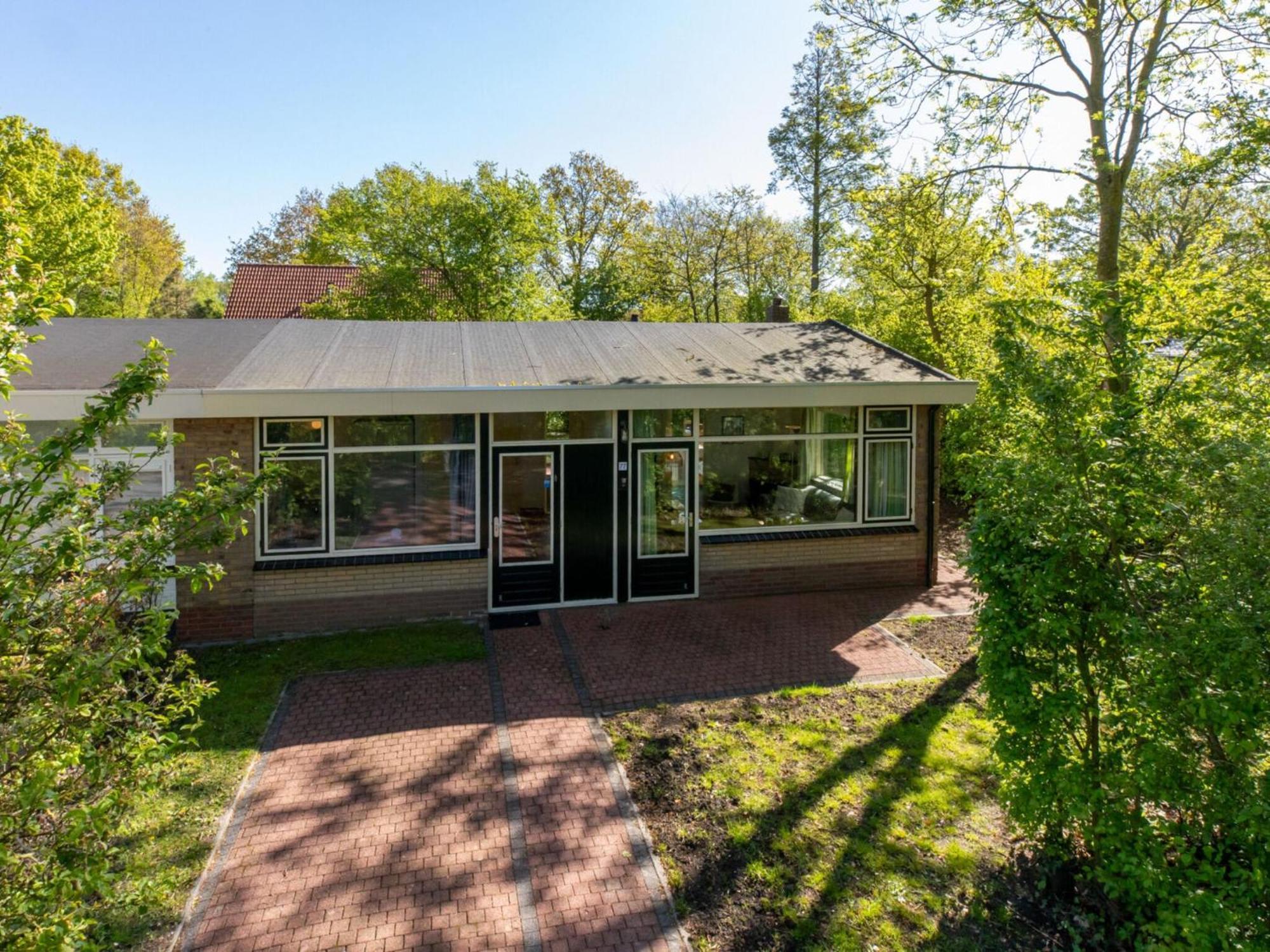 Beautiful Bungalow With Garden Villa Oostkapelle Exterior photo